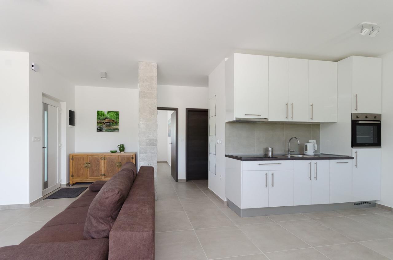 Apartments Residence Romance Pinezici  Luaran gambar