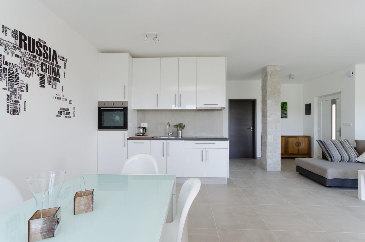 Apartments Residence Romance Pinezici  Luaran gambar