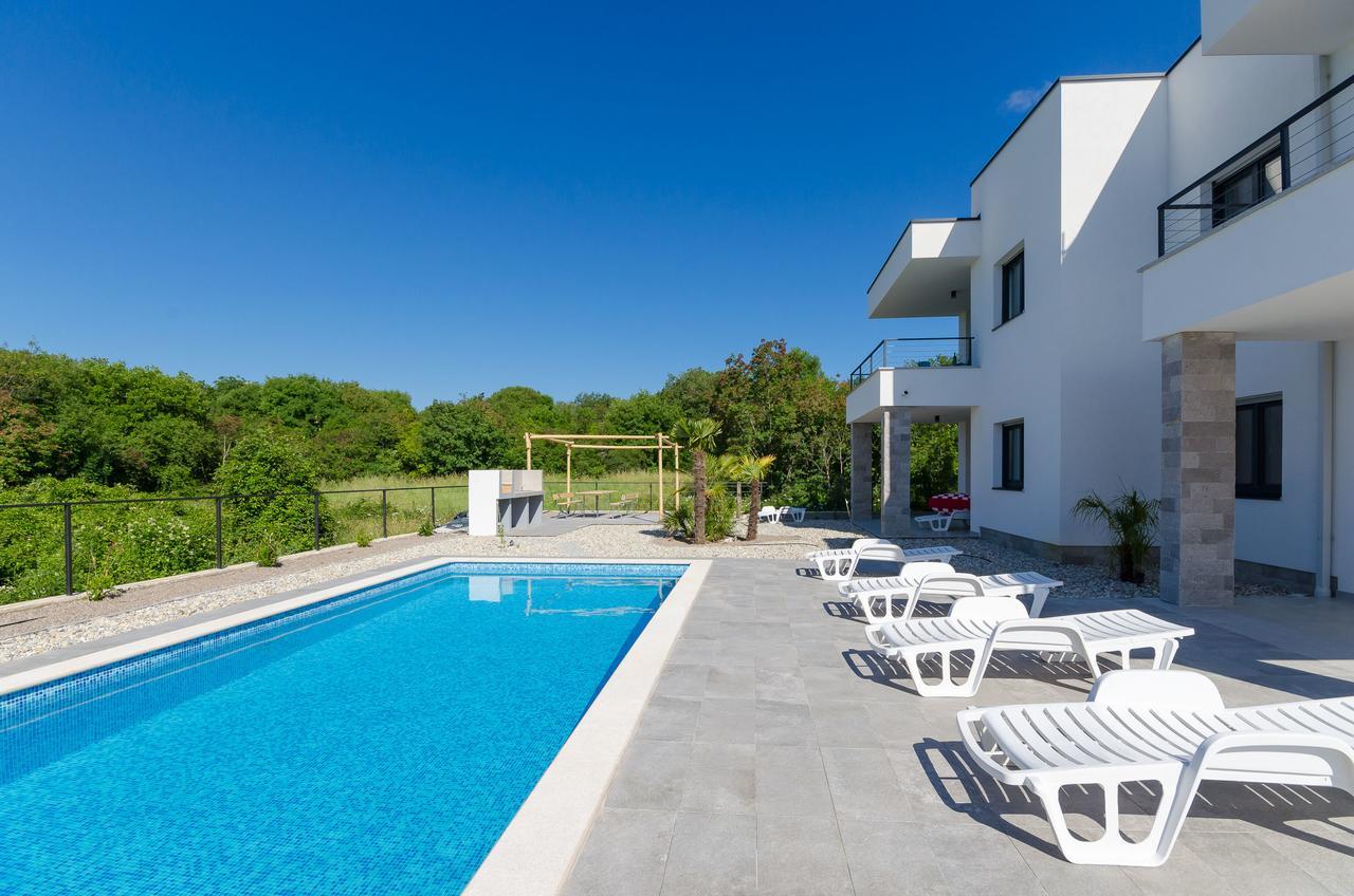 Apartments Residence Romance Pinezici  Luaran gambar